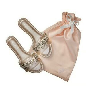 NWT Victoria's Secret Medium Fringe Rhinestone Embellished Slides size M (7-8)